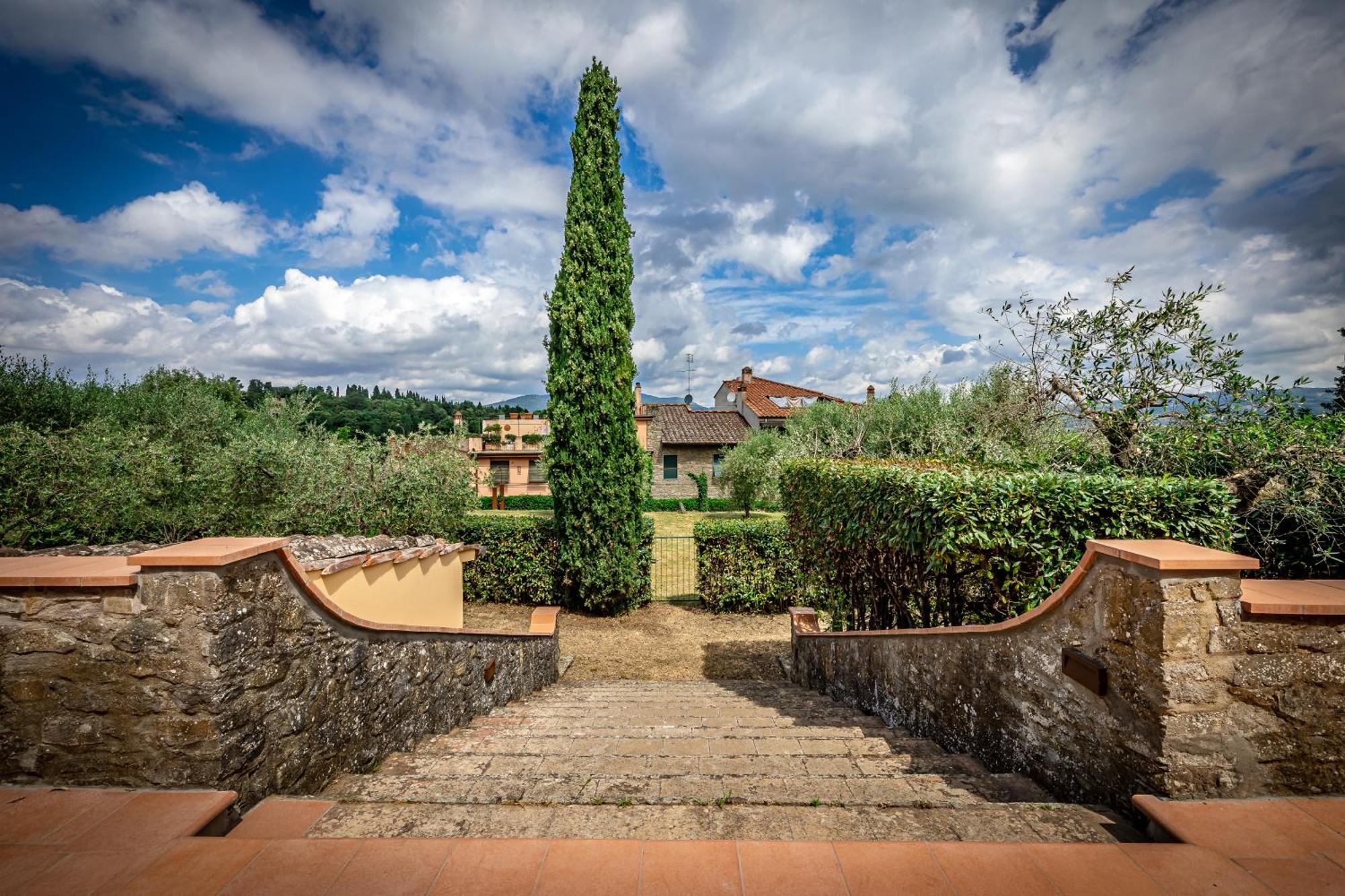 Yid Cozy House In Fiesole With Jacuzzi Apartman Kültér fotó