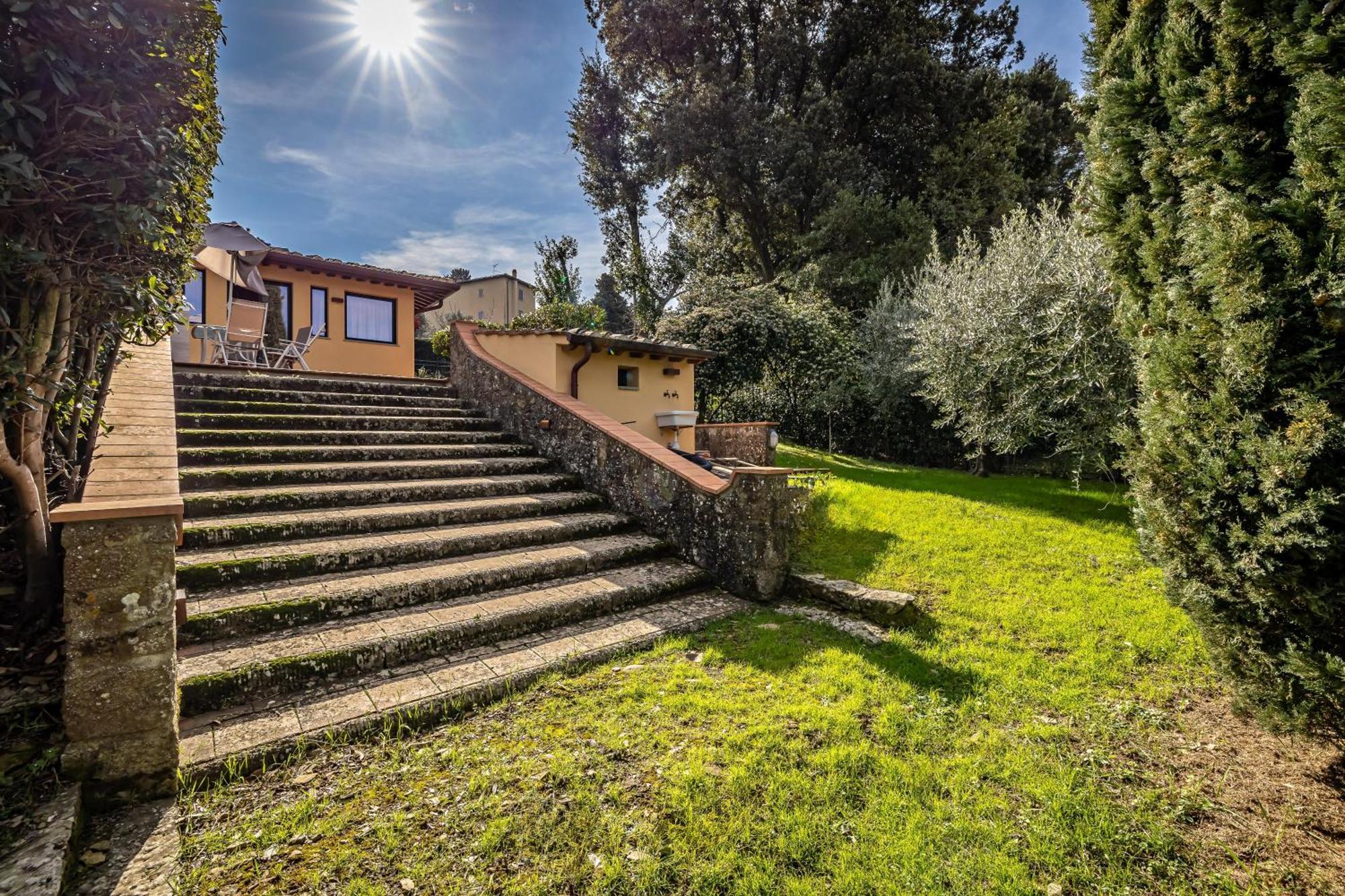 Yid Cozy House In Fiesole With Jacuzzi Apartman Kültér fotó